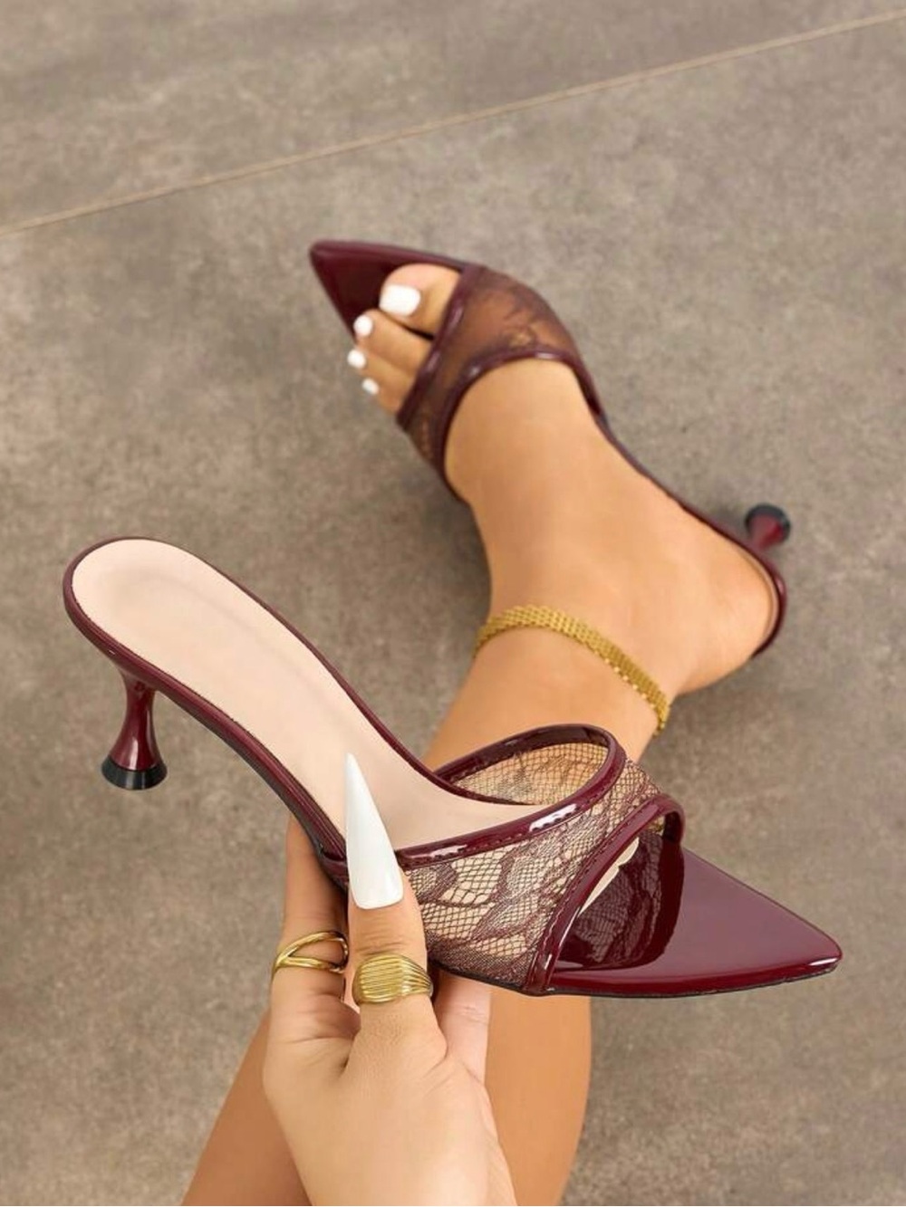 Women’s Pointed Toe Mesh Slide Heels in Burgundy
